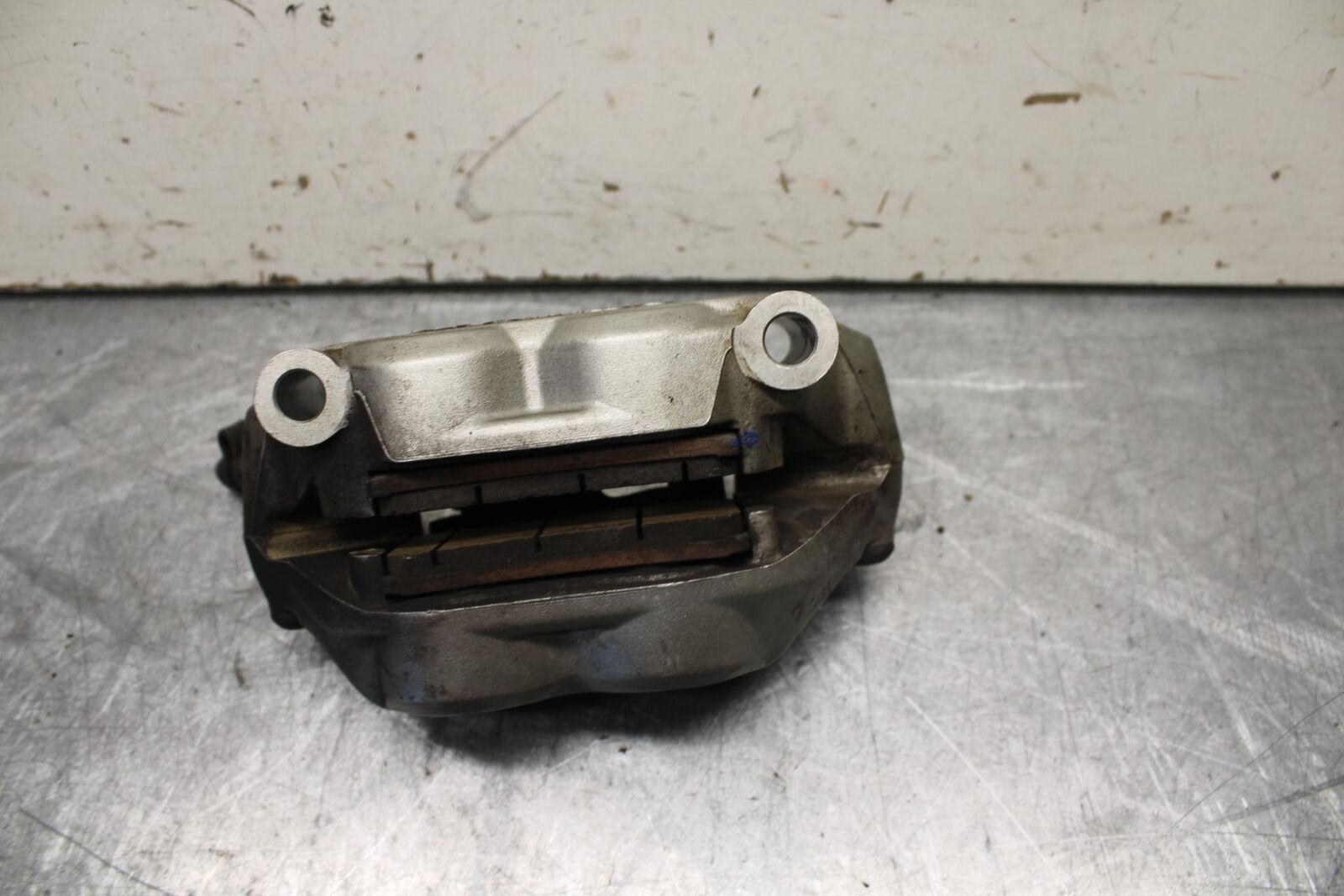 16-18 KTM 690 DUKE  FRONT BRAKE CALIPER BB631