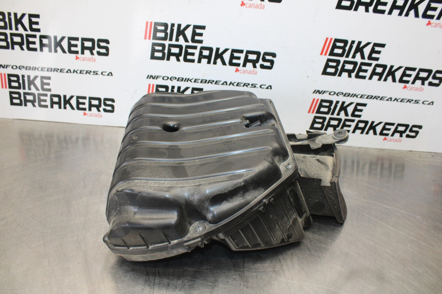21-23 KAWASAKI NINJA ZX6R AIRBOX AIR INTAKE FILTER BOX BB179