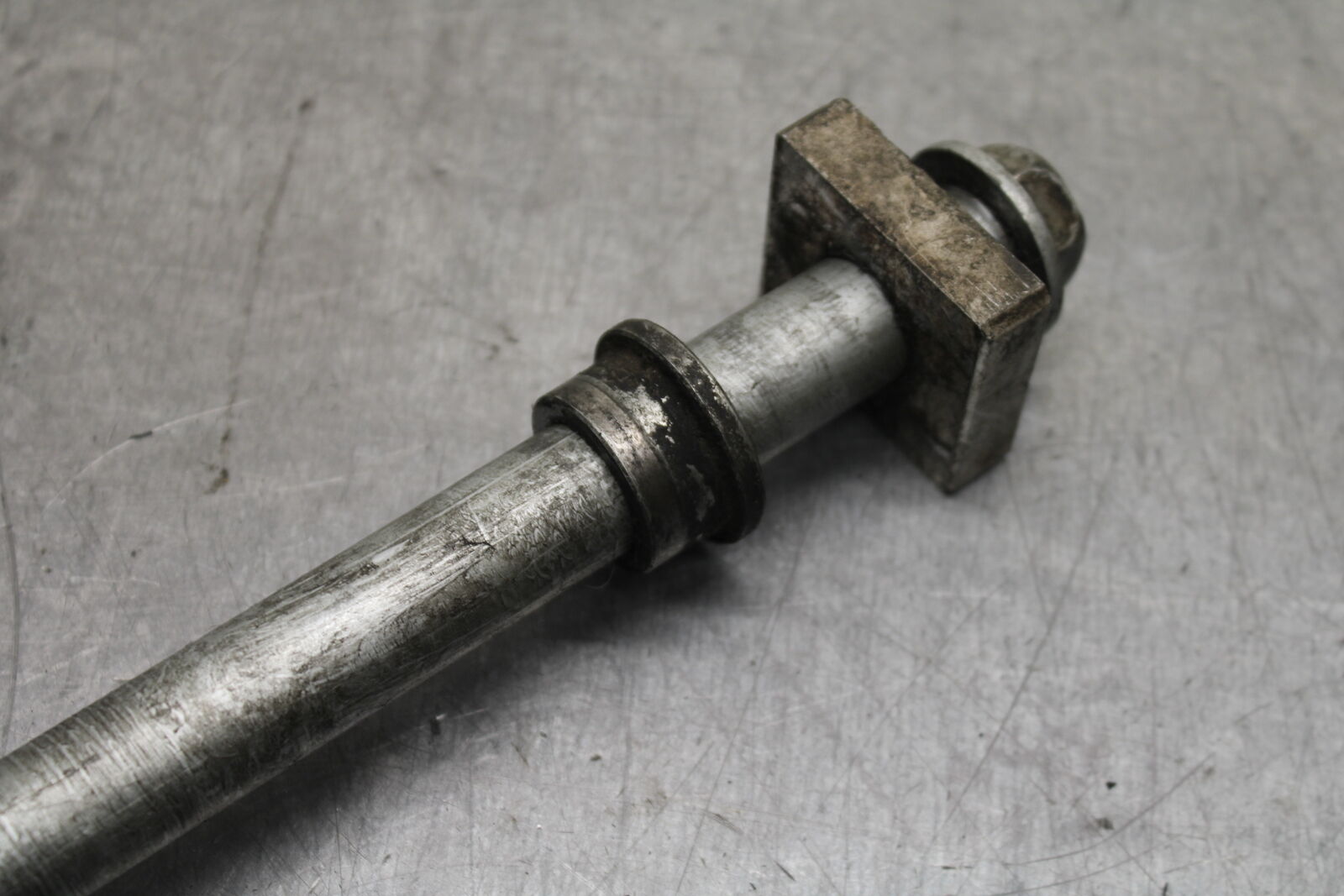 14-15 KAWASAKI NINJA 650 EX650F ABS REAR AXLE WHEEL RIM PIVOT BOLT AXEL BB741