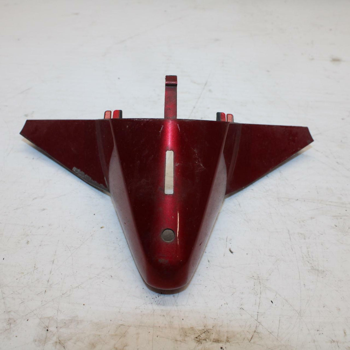 07 YAMAHA YZF R6 2c0 REAR  BRAKE LIGHT TRIM  BB284