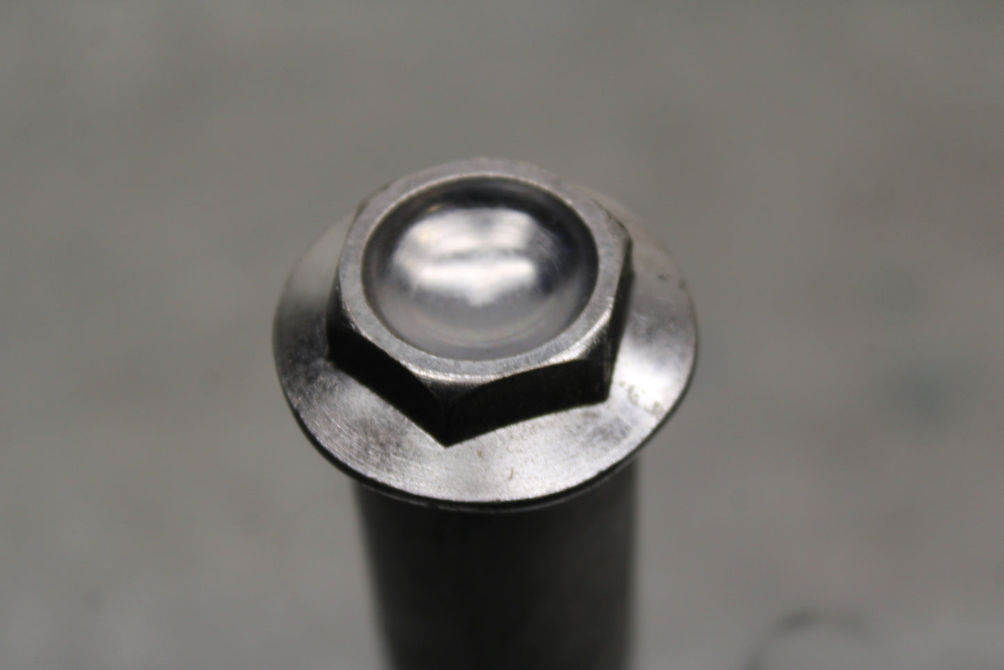 17-21 HONDA CBR1000RR SP FRONT WHEEL RIM AXLE PIVOT BOLT BB681