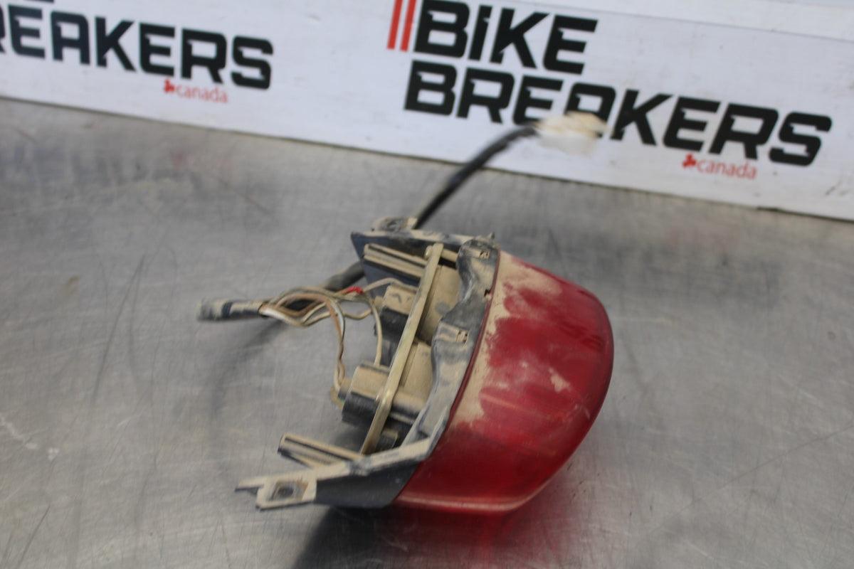 97-00 SUZUKI GSXR600 SRAD REAR TAIL TAILLIGHT BACK BRAKE LIGHT BB921