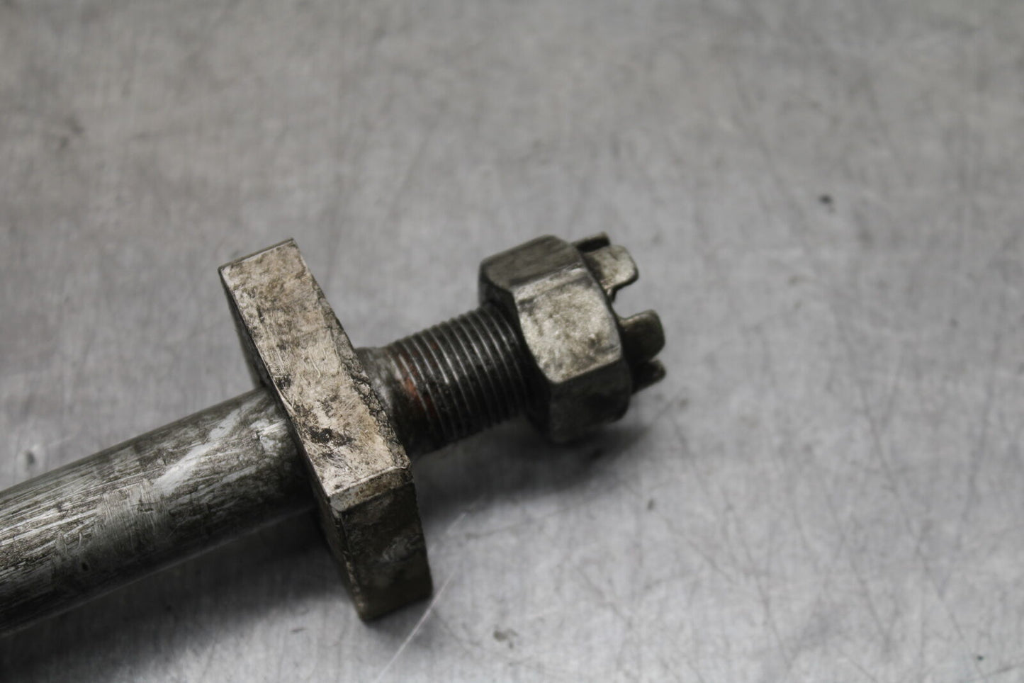 14-15 KAWASAKI NINJA 650 EX650F ABS REAR AXLE WHEEL RIM PIVOT BOLT AXEL BB741