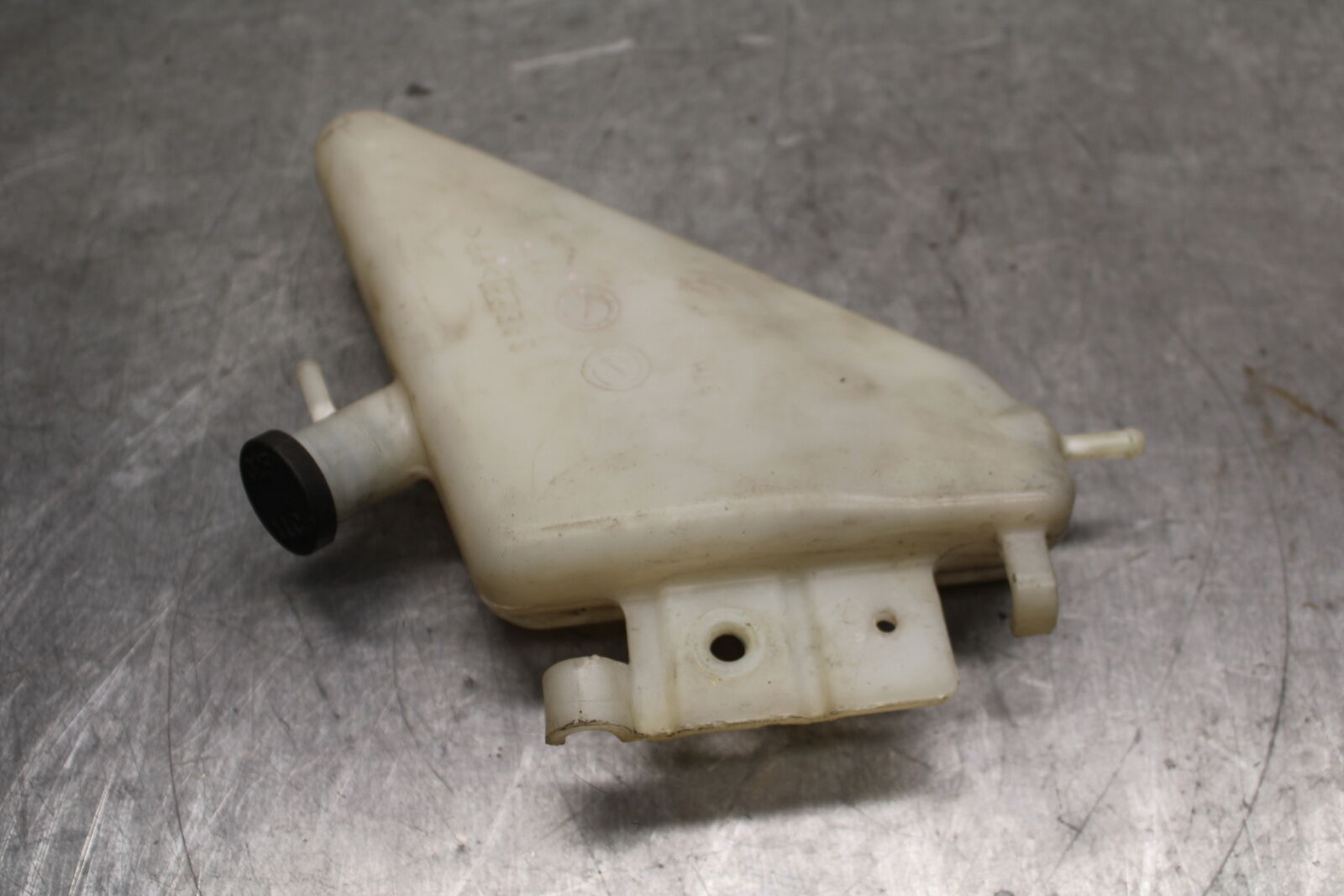 08-10 SUZUKI GSXR 600 COOLANT WATER TANK RESERVOIR BOTTLE BB116