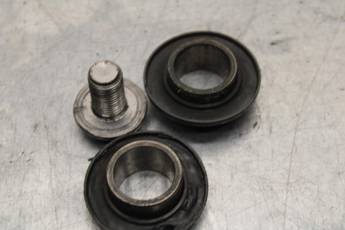 2007 Yamaha YZF R6 FRONT WHEEL AXLE BOLT SPACERS BB590