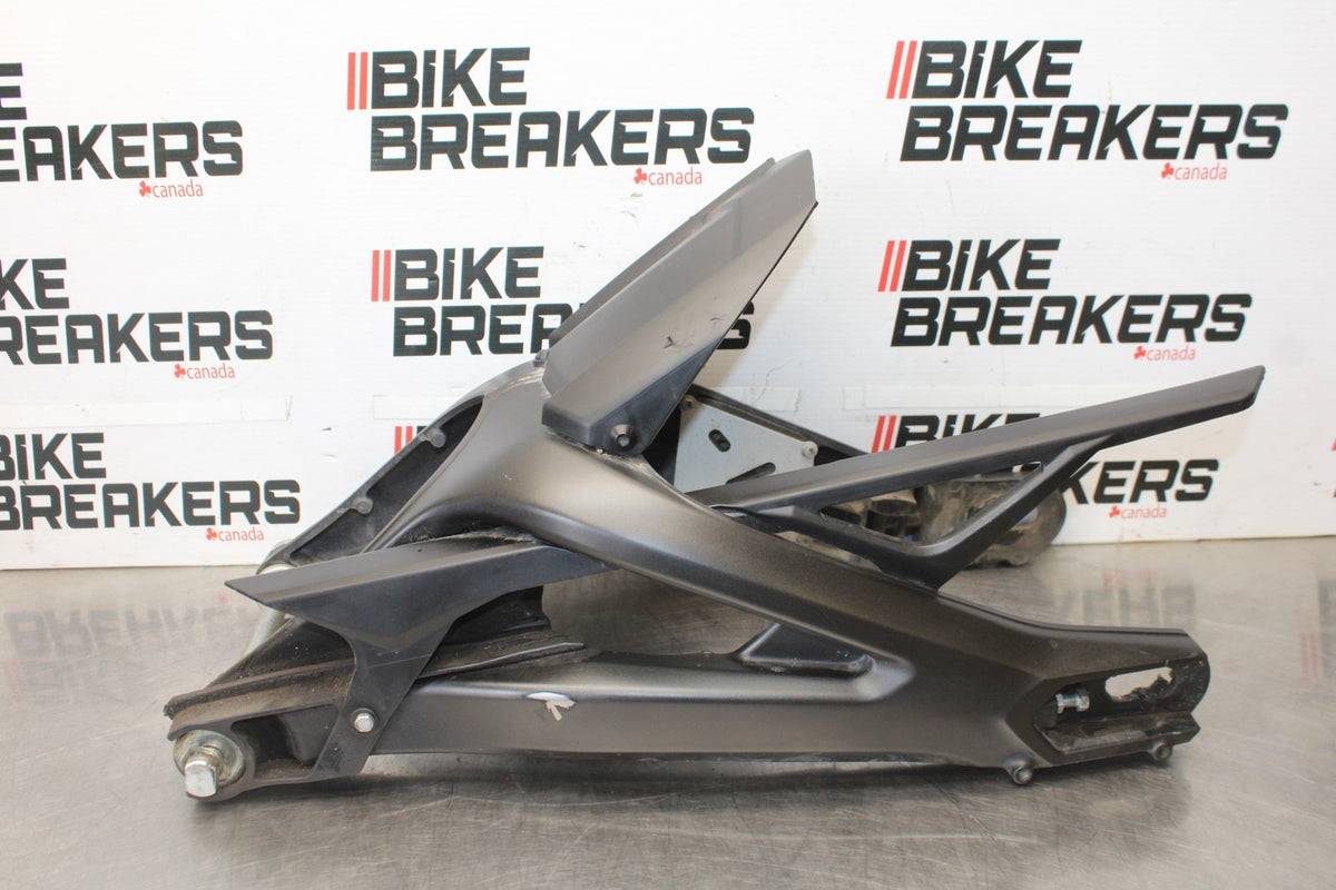 15-17 YAMAHA FJ09 REAR SWINGARM BACK SUSPENSION SWING ARM BB906