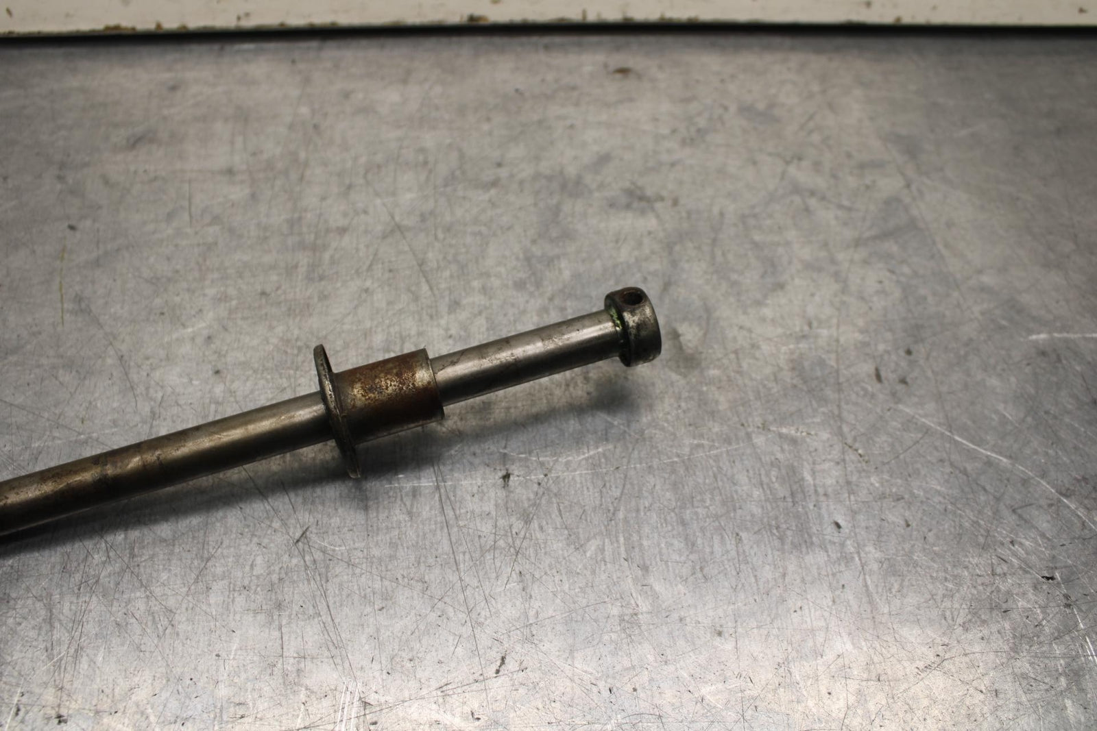 80-81 SUZUKI GS1000GL FRONT WHEEL RIM AXLE PIVOT BOLT BB103