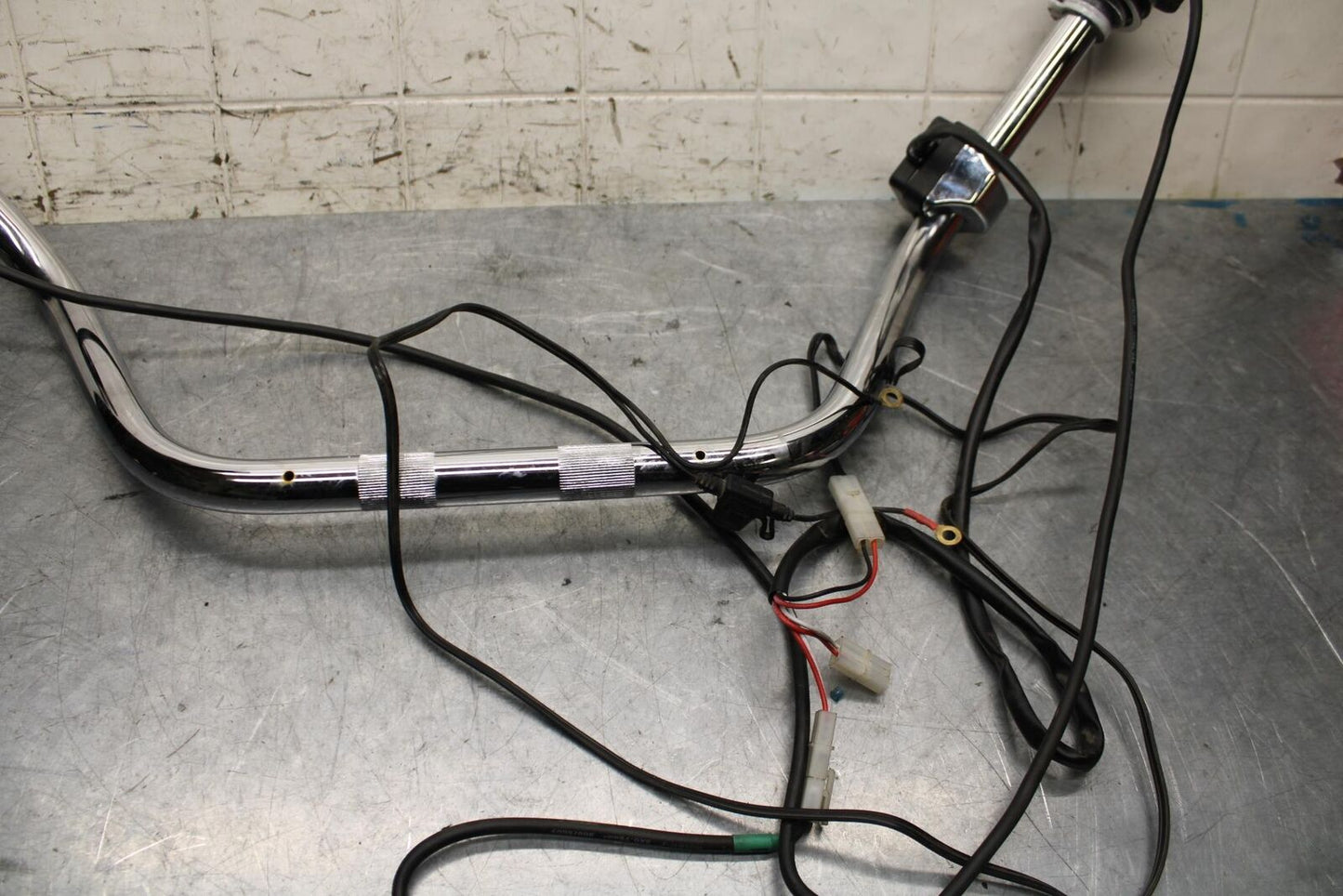 2005 Kawasaki Vulcan 1600 VN1600D Nomad HANDLEBARS HEATED GRIPS BB556