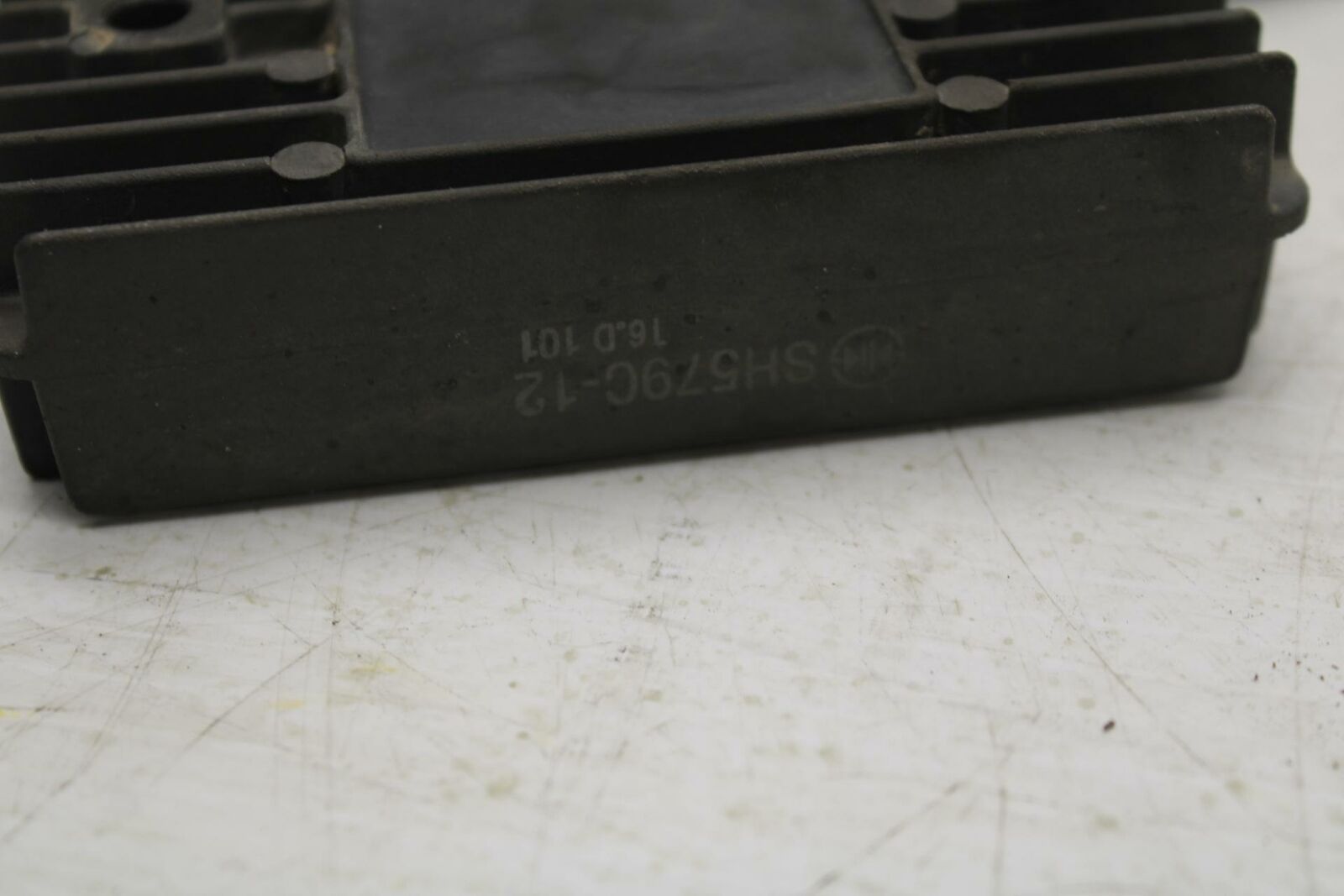 05-07 HONDA VTX1800F2 RECTIFIER VOLTAGE REGULATOR BB351