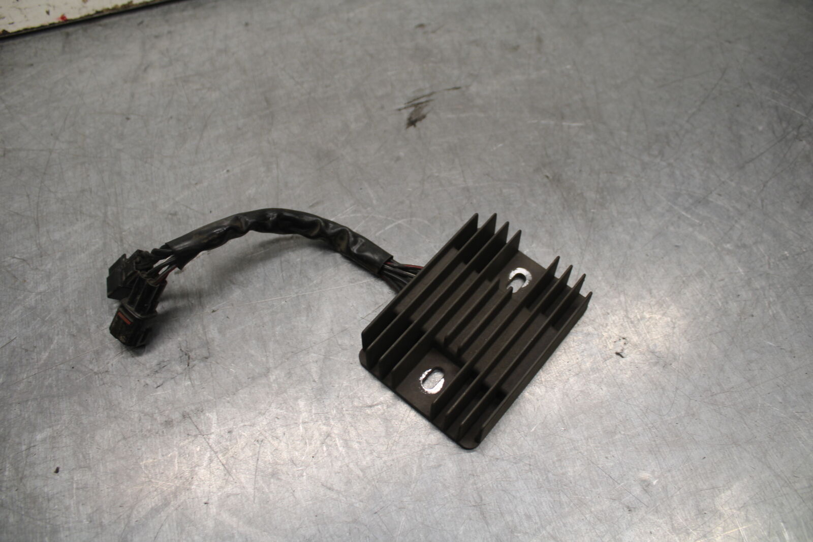 08-09 SUZUKI GSXR600 RECTIFIER VOLTAGE REGULATOR BB728