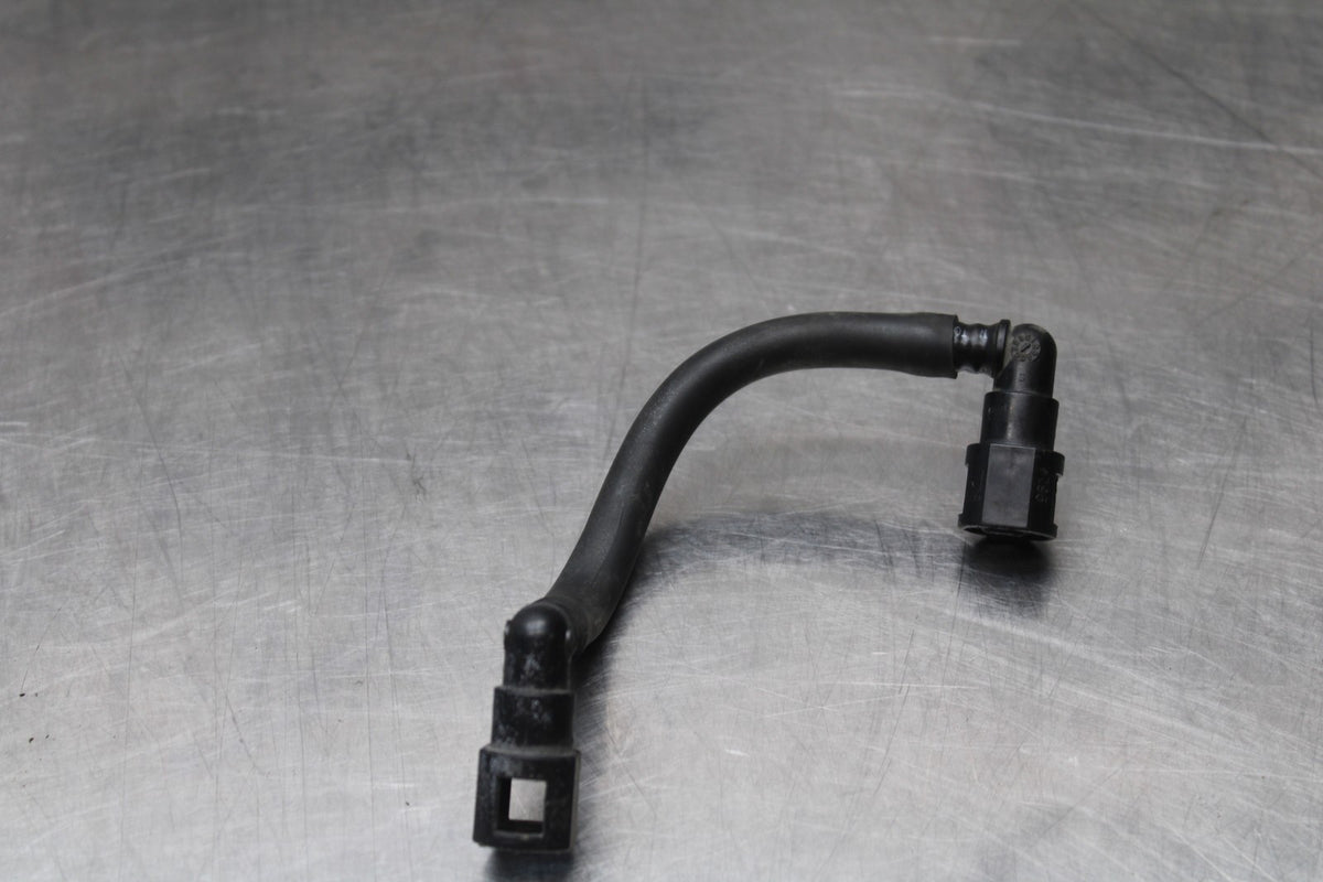 00 SUZUKI GSXR750 FUEL HOSE GAS LINE TUBE PIPE BB820