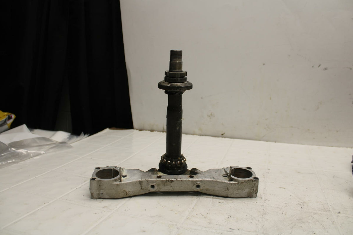 07-08 YAMAHA V STAR 1100 FRONT FORKS CLAMP LOWER TRIPLE TREE STEM BB404