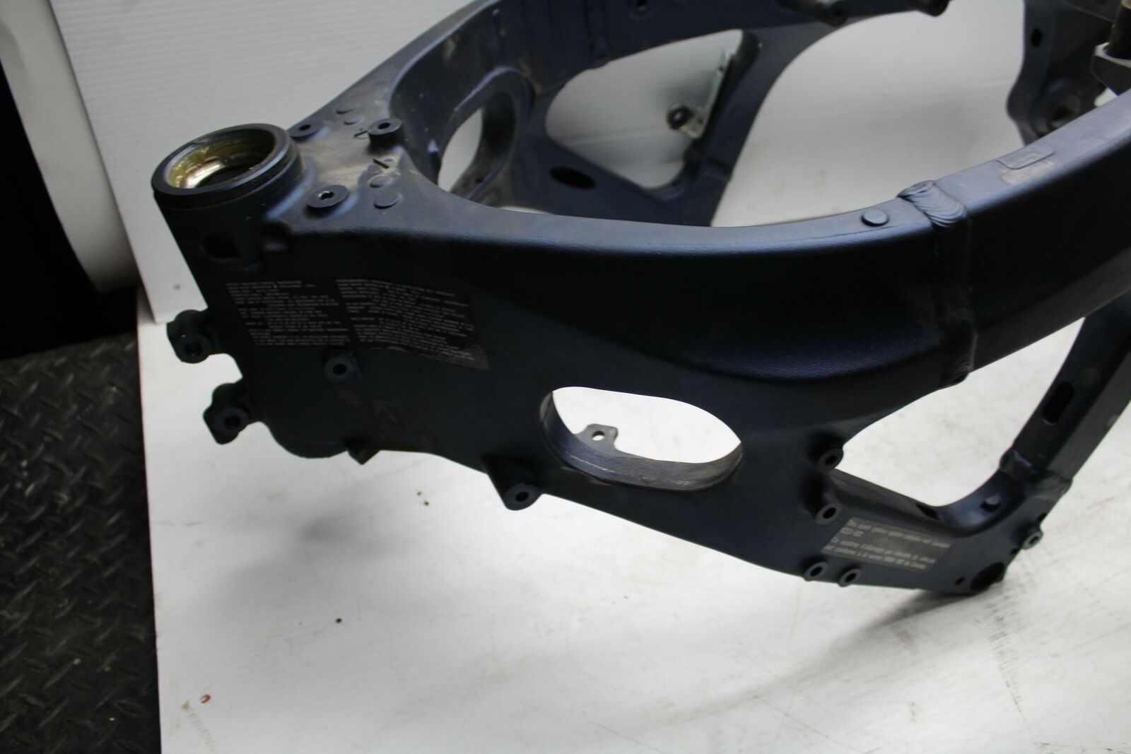 11-19 SUZUKI GSXR600 FRAME CHASSIS 41100-15J00-YAP BB294