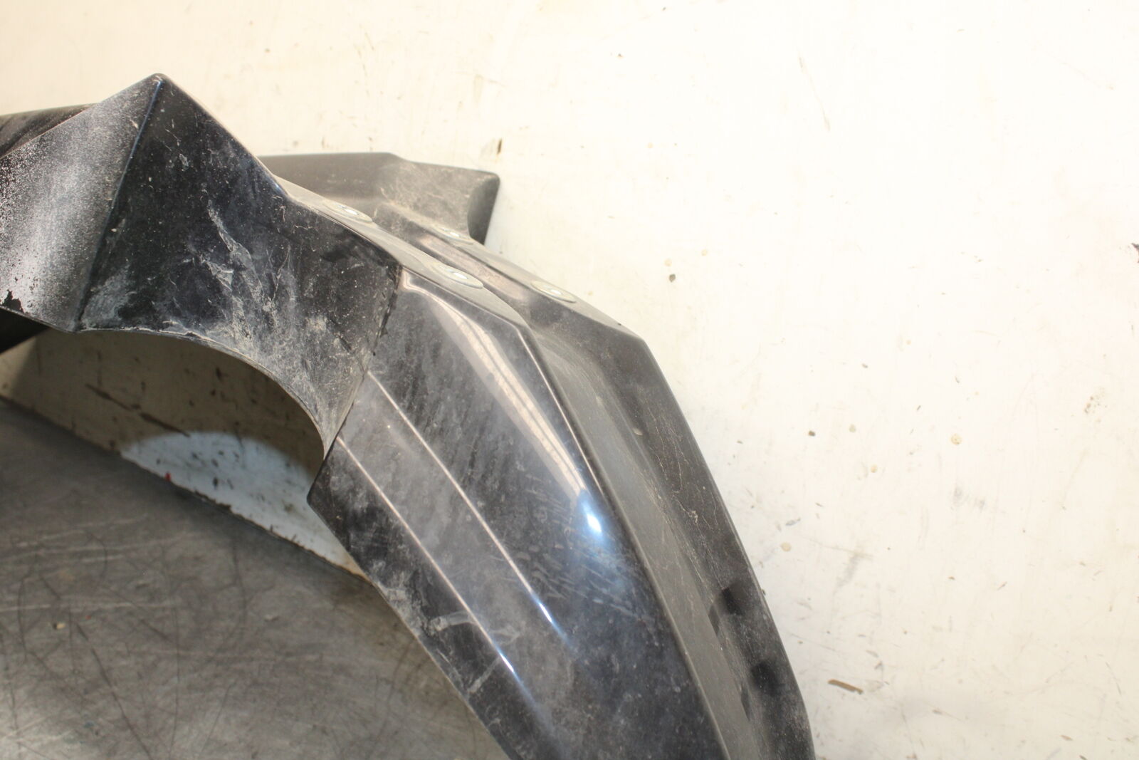 08-18 KAWASAKI KLR650 FRONT WHEEL FENDER COWL FAIRING BB707