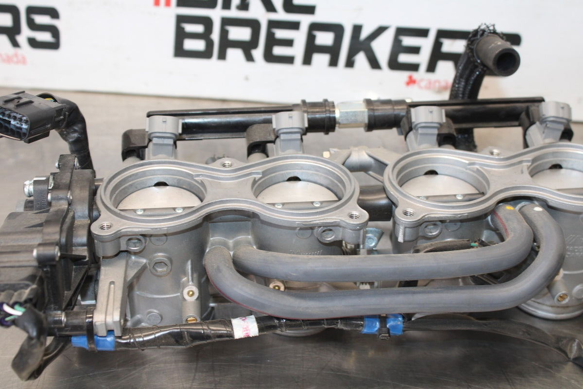 15-26 SUZUKI GSXR600 MAIN FUEL INJECTORS / THROTTLE BODIES BB888
