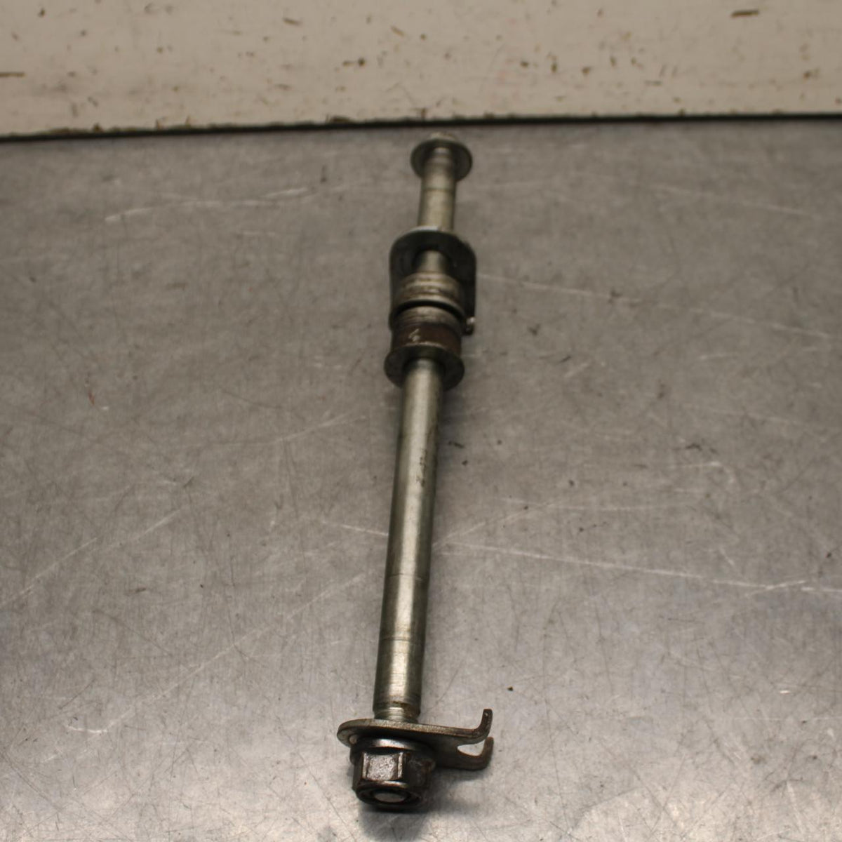 15-18 HONDA CB300FA REAR AXLE BACK WHEEL RIM PIVOT BOLT AXEL BB646