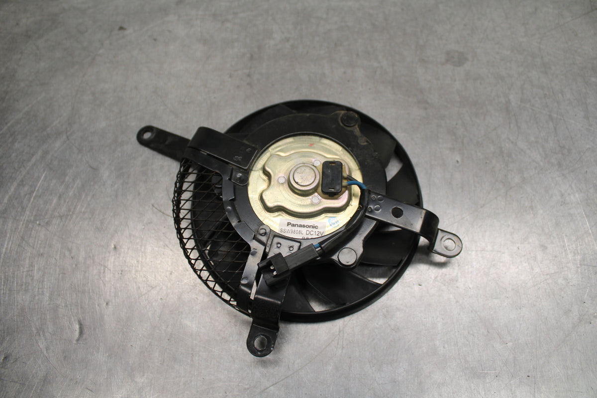 09 SUZUKI GSXR600 ENGINE RADIATOR COOLING FAN BB759