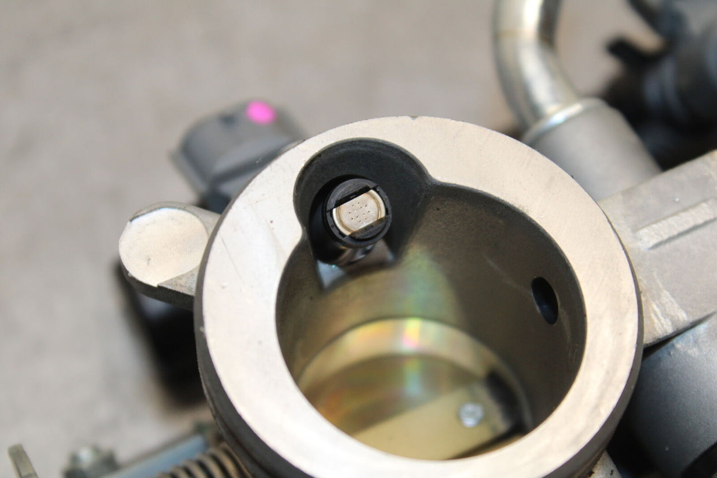 18-23 KAWASAKI NINJA 400 MAIN FUEL INJECTORS / THROTTLE BODIES BB660