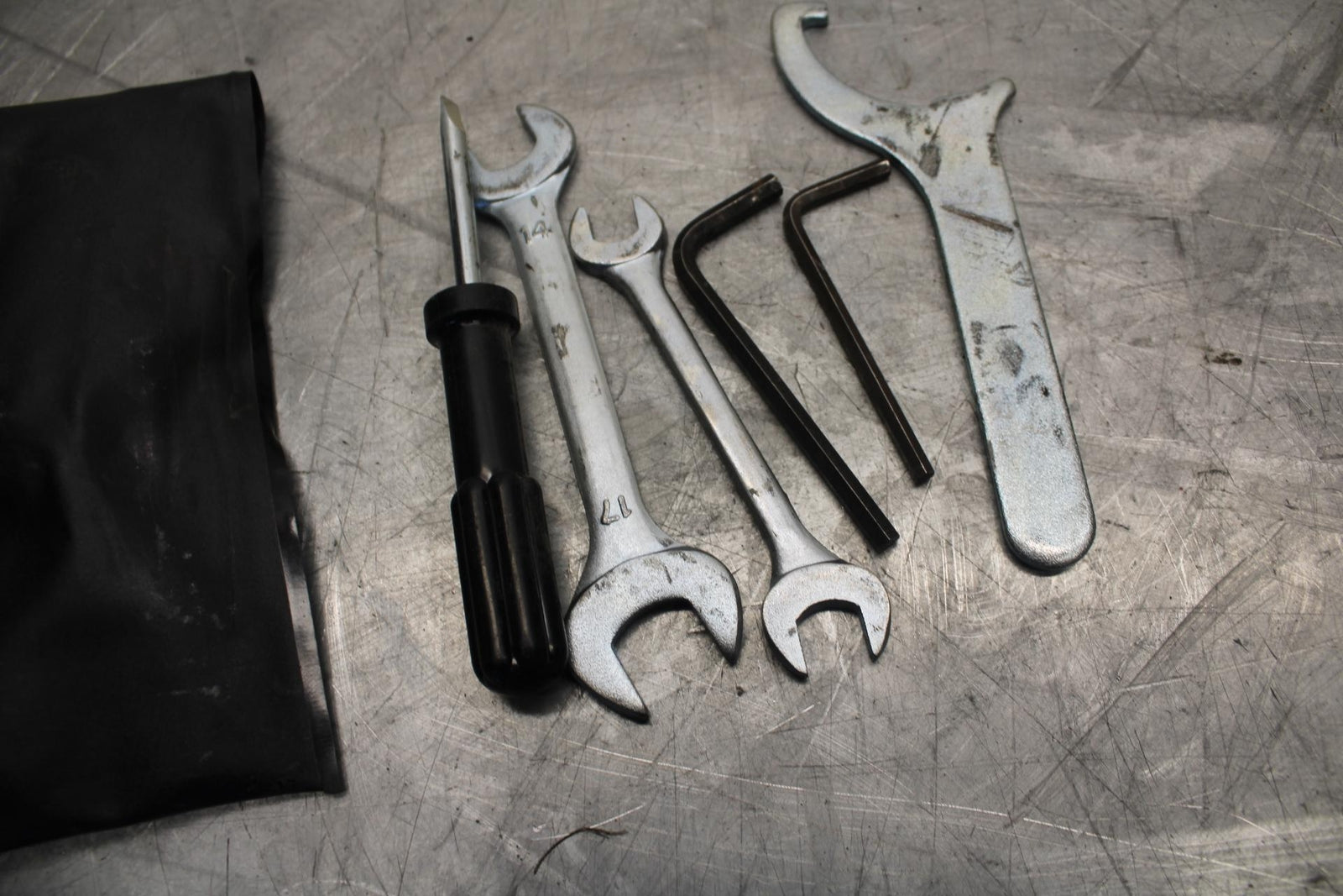 2017 Suzuki SV650 SV650AL7 ABS STOCK TOOLS OEM TOOL BAG KIT SET BB512