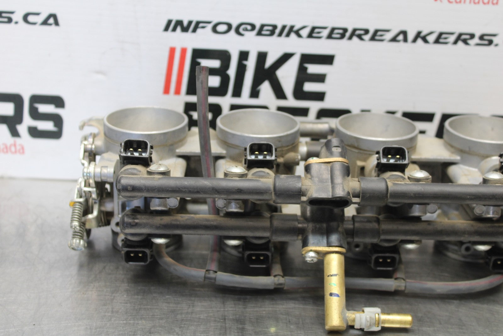 05-06 SUZUKI GSXR1000 MAIN FUEL INJECTORS / THROTTLE BODIES BB773