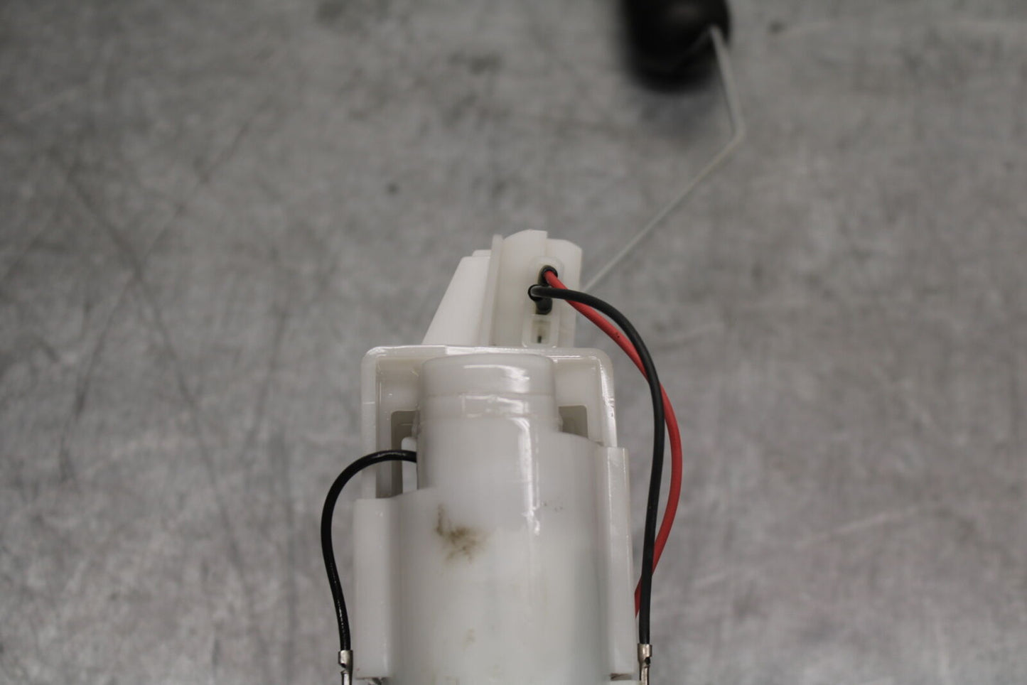 16-17 KAWASAKI VULCAN S 650 EN650 ABS FUEL GAS PUMP BB731