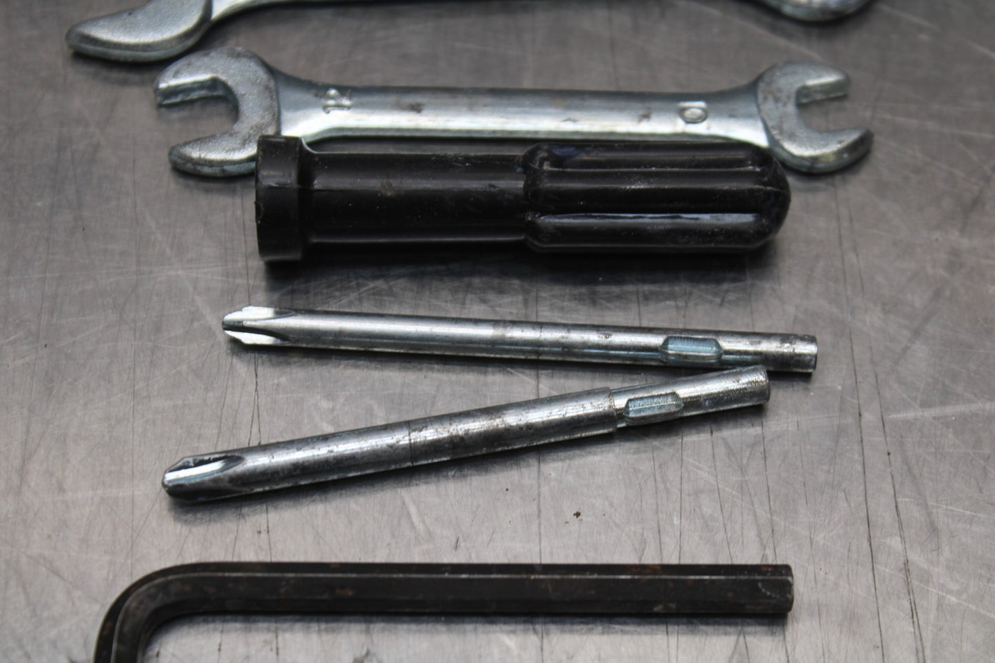 09-10 KAWASAKI ER-6N STOCK TOOLS OEM TOOL BAG KIT SET BB205