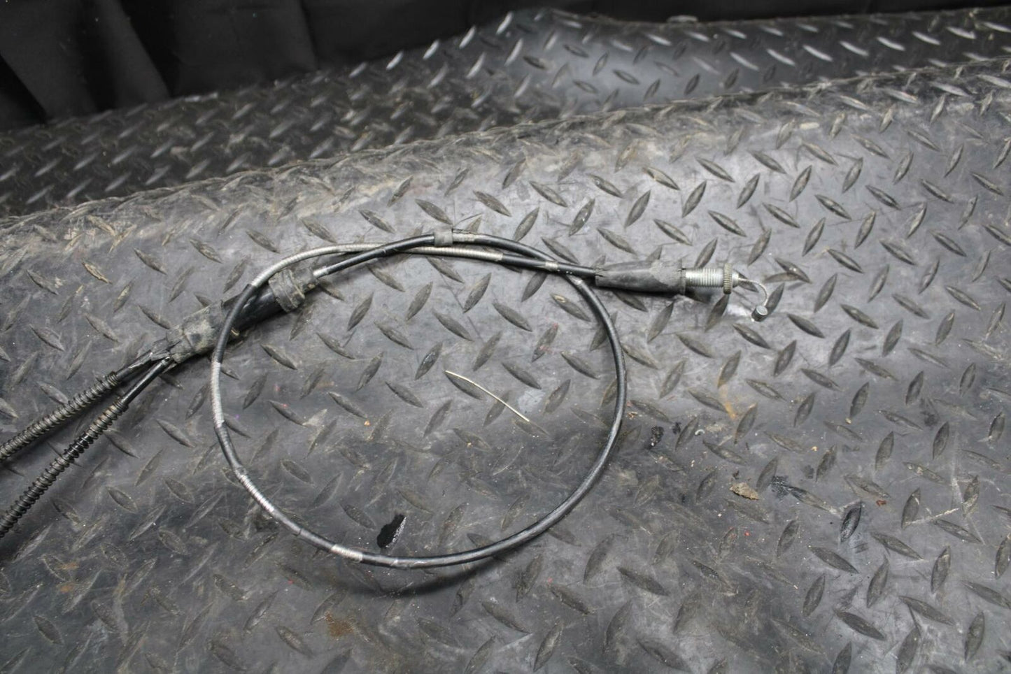 2004 Yamaha Banshee 350 YFZ350 CLUTCH THROTTLE BRAKE CABLE LINE BB232