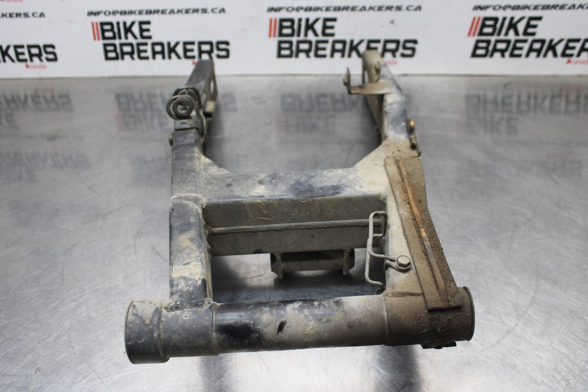 06 KAWASAKI Z750 REAR SWINGARM BACK SUSPENSION SWING ARM BB837