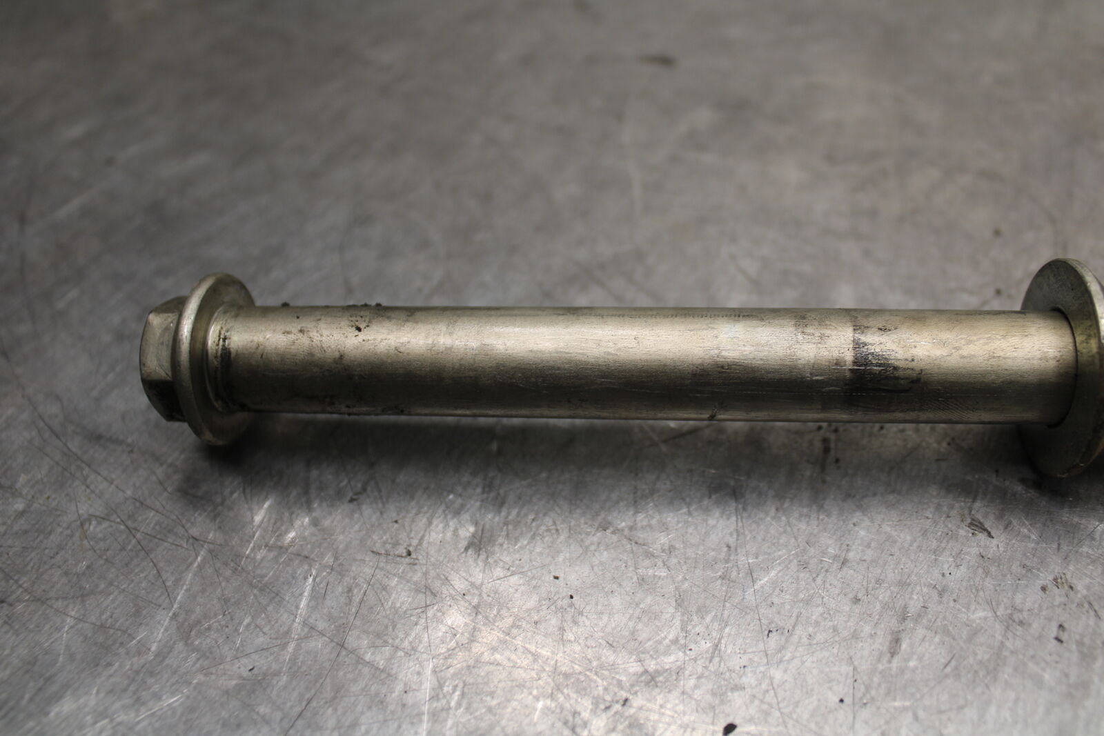 17-24 YAMAHA BOLT XVS950 REAR AXLE BACK WHEEL RIM PIVOT BOLT AXEL BB729