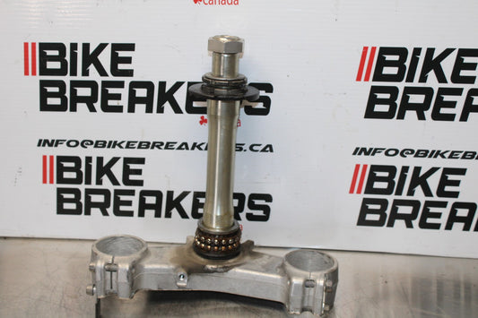 07-08 KAWASAKI NINJA ZX6R FRONT FORKS CLAMP LOWER TRIPLE TREE STEM BB175