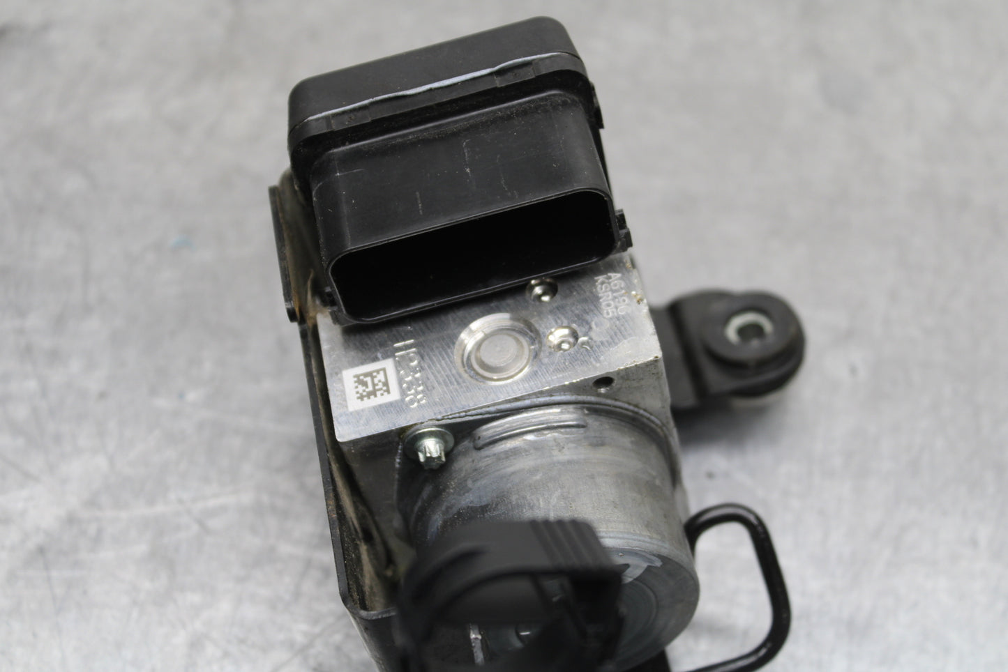 13-17 KAWASAKI NINJA ZX6R ZX636E ABS PUMP UNIT MODULE BB735