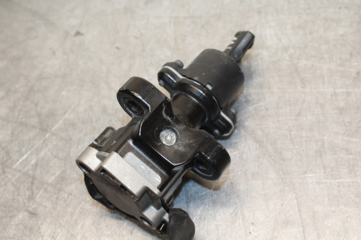 11-24 SUZUKI GSXR750 IGNITION LOCK KEY SET W/ GAS CAP BB128