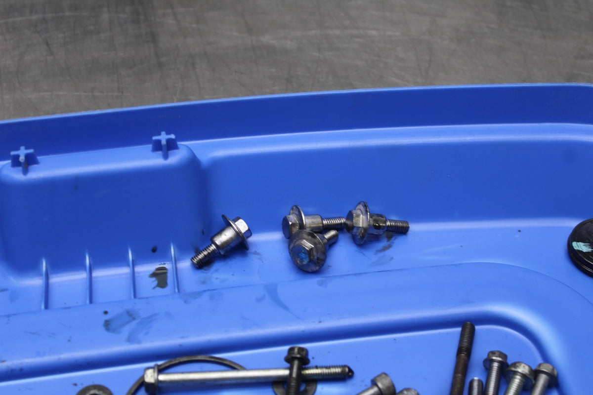 24 KAWASAKI NINJA 500 ABS ENGINE MOUNTING BOLTS HARDWARE MOTOR SCREWS BB818