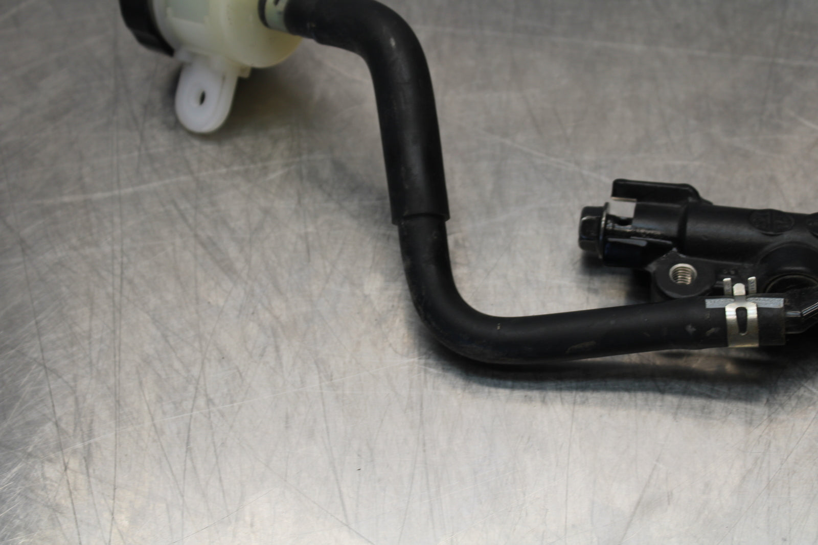 09-15 YAMAHA FZ6R REAR BACK BRAKE MASTER CYLINDER W RESERVOIR BB161