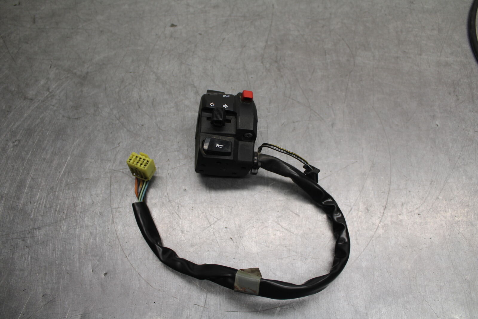 08-10 SUZUKI GSXR750 LEFT CLIP ON HANDLE HORN SIGNALS SWITCH SWITCHES BB113
