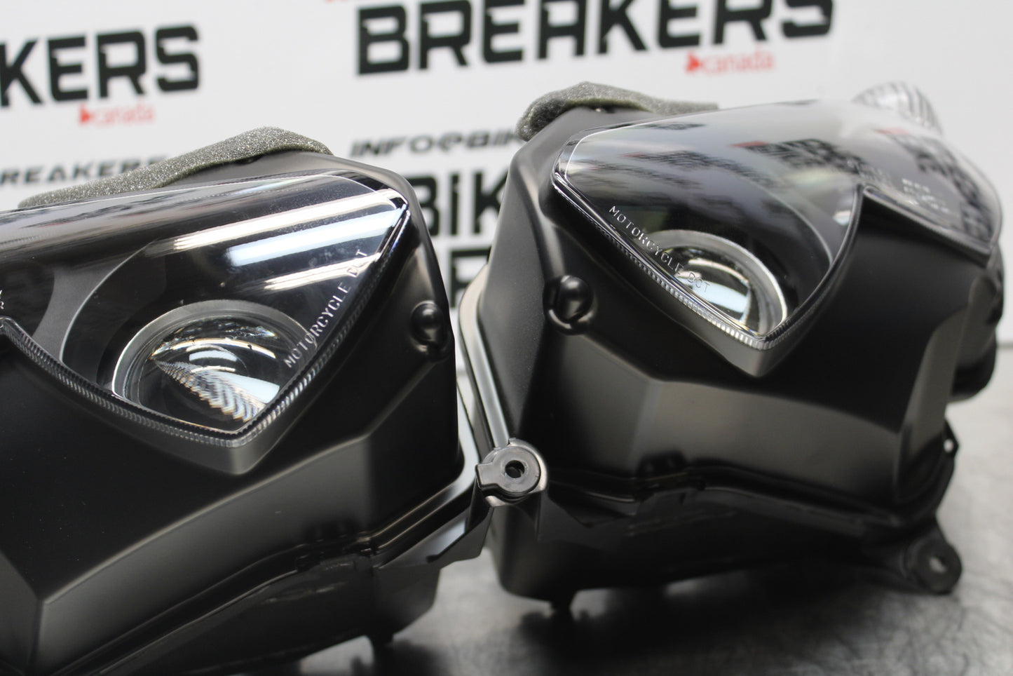 23-24 KAWASAKI NINJA ZX14R NEW!! FRONT HEADLIGHT HEAD LIGHT LAMP BB153