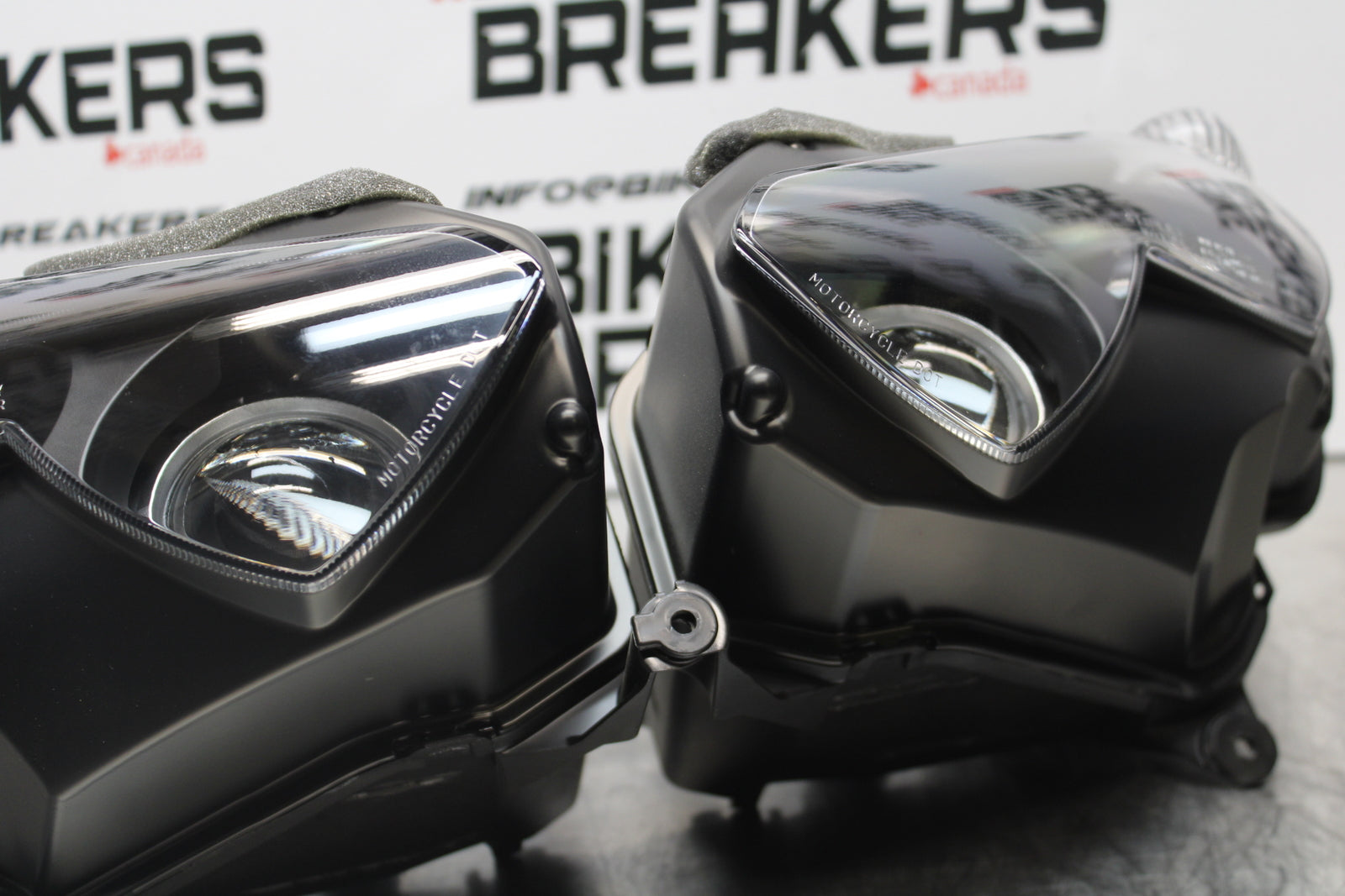 23-24 KAWASAKI NINJA ZX14R NEW!! FRONT HEADLIGHT HEAD LIGHT LAMP BB153