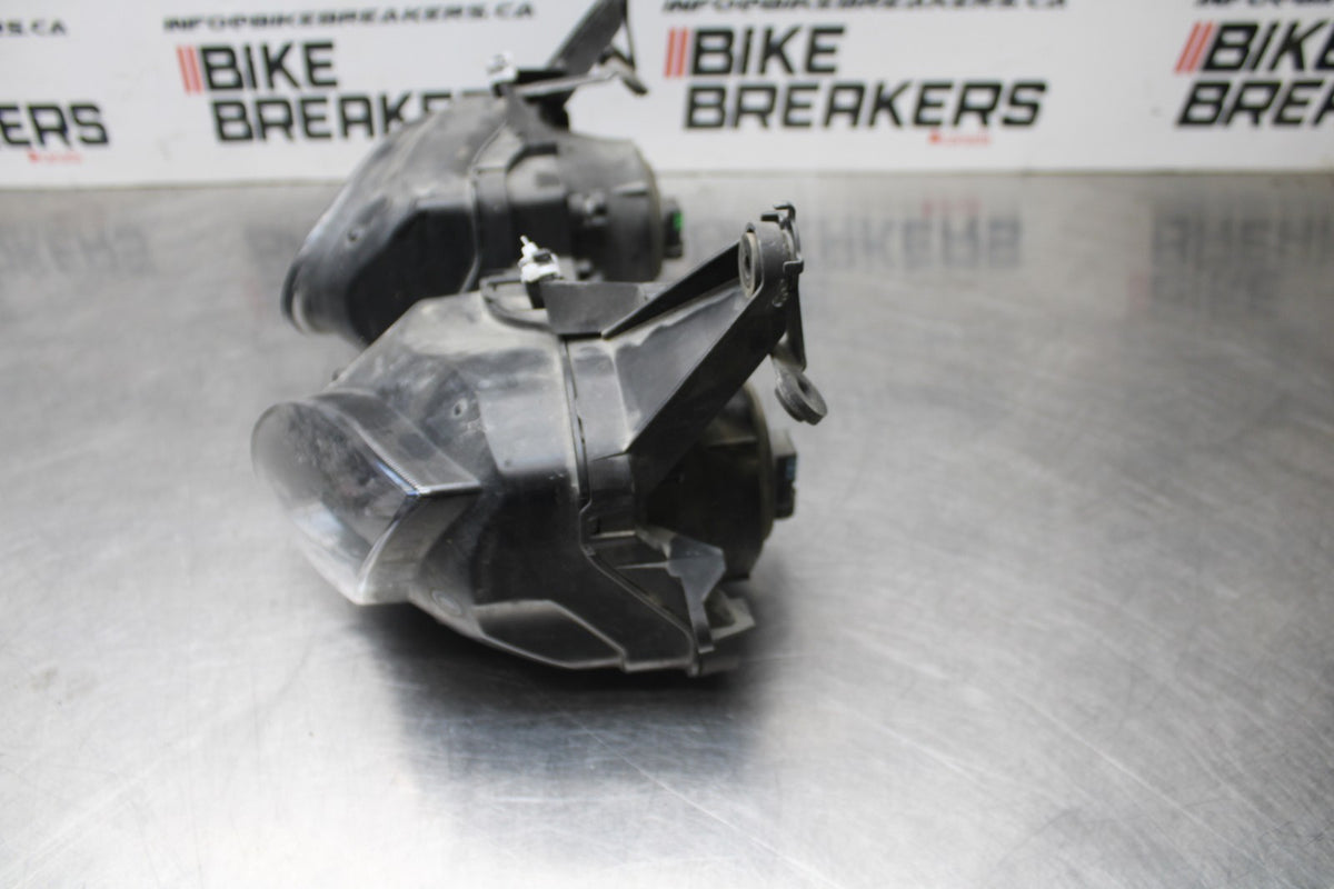 07-08 KAWASAKI NINJA ZX6R FRONT HEADLIGHT HEAD LIGHT LAMP 23007-0071 BB855