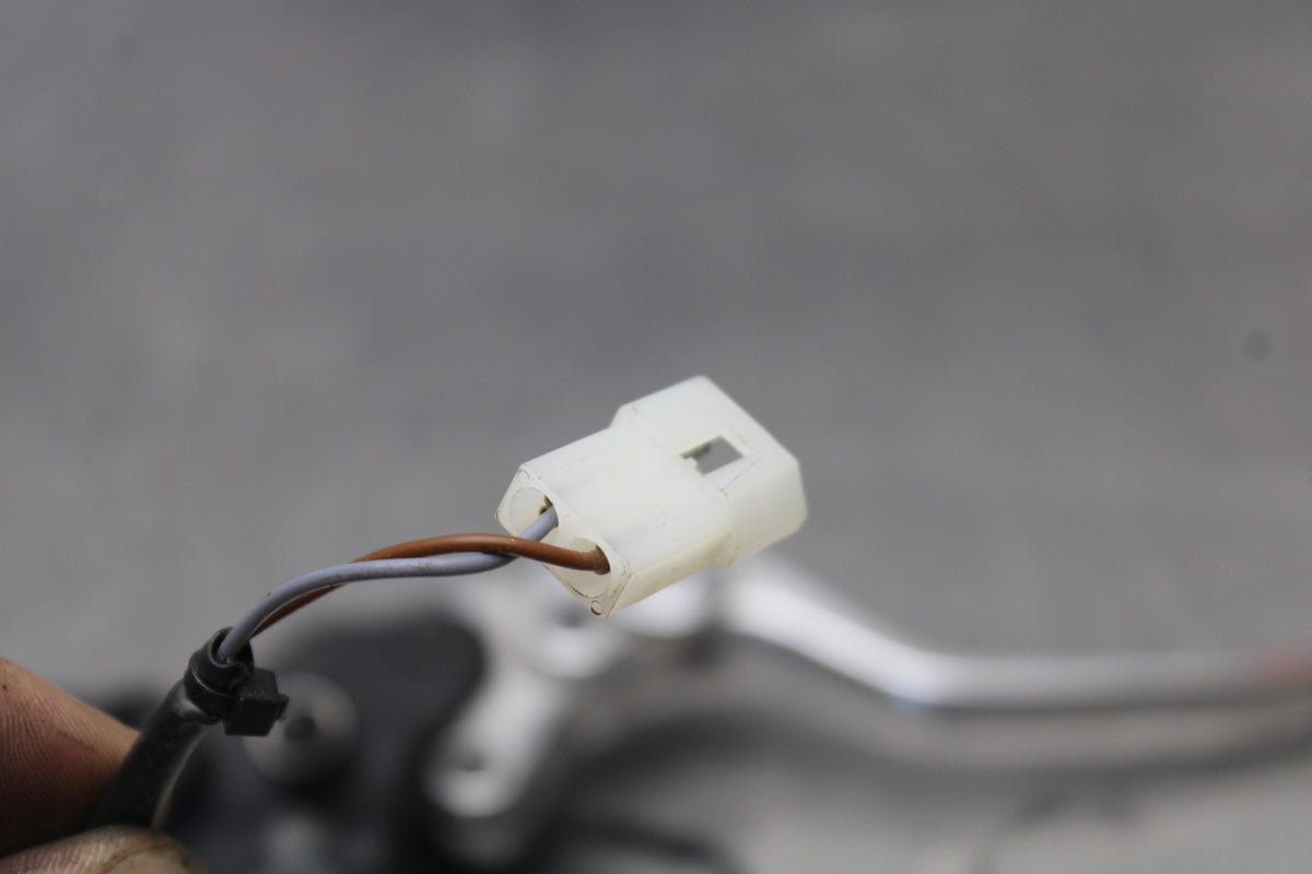 16 APRILIA TUONO V4 1100 FRONT BRAKE MASTER CYLINDER w/ LEVER BB905