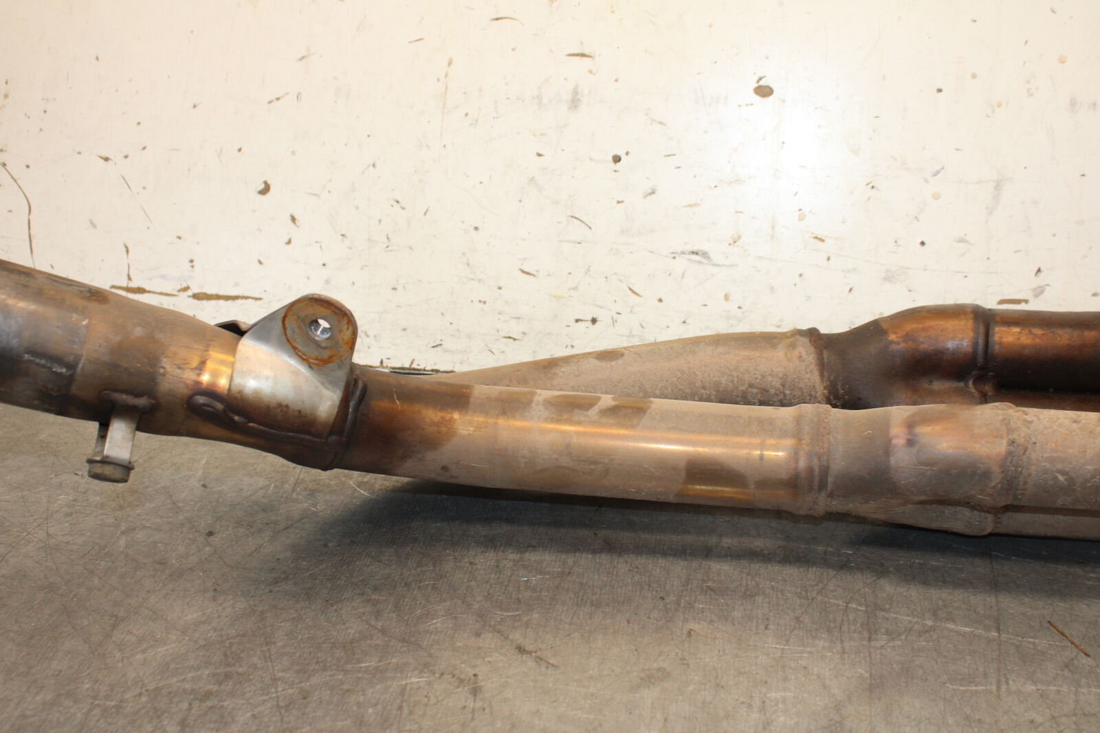 08-09 YAMAHA YZF R6S EXHAUST HEADER PIPES MANIFOLD 5SL-14602-01-00  BB690