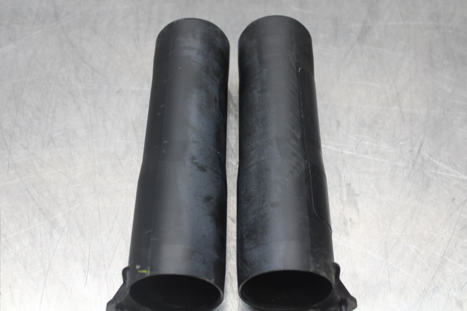 14-17 YAMAHA FZ07 FRONT FORK COVER GUARD SET PAIR BB162