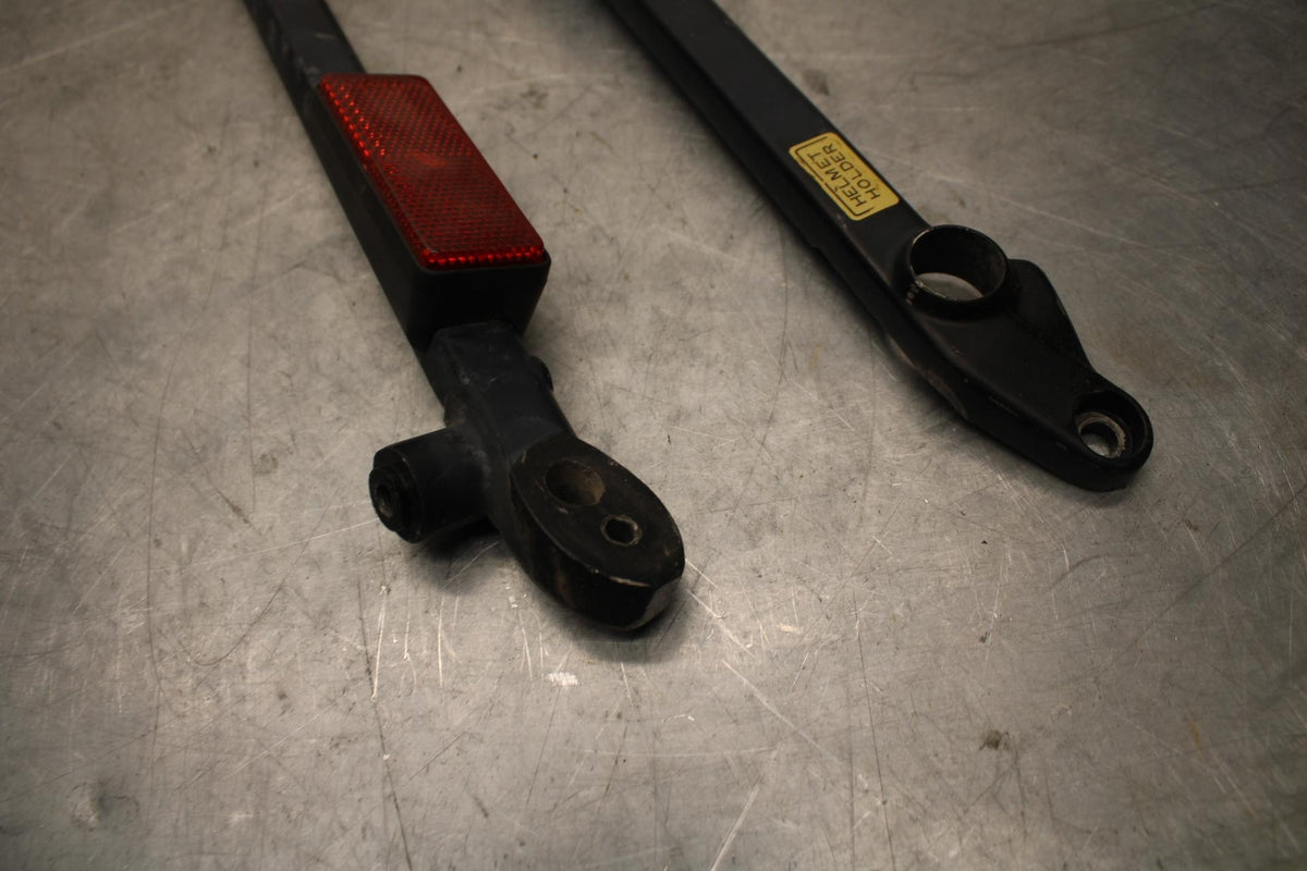 1984 Honda Interceptor 750 VF750F PASSENGER REAR SEAT GRAB BAR HANDLE SET BB38