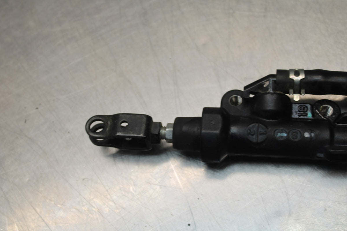 22-25 YAMAHA YZF R7 REAR BACK BRAKE MASTER CYLINDER BB850