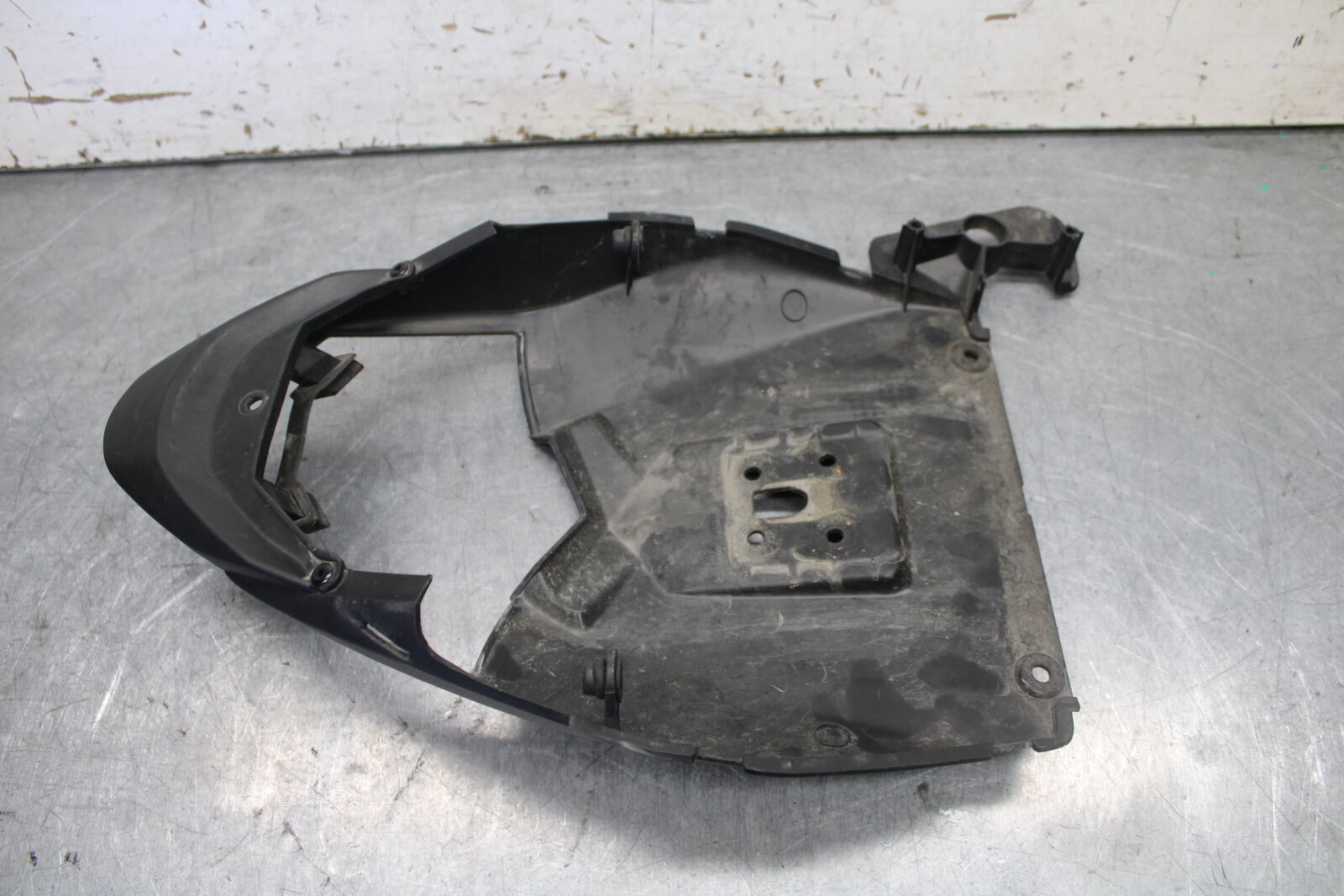 09-12 KAWASAKI NINJA ZX6R REAR BACK TAIL FAIRING COWL SHROUD BB698