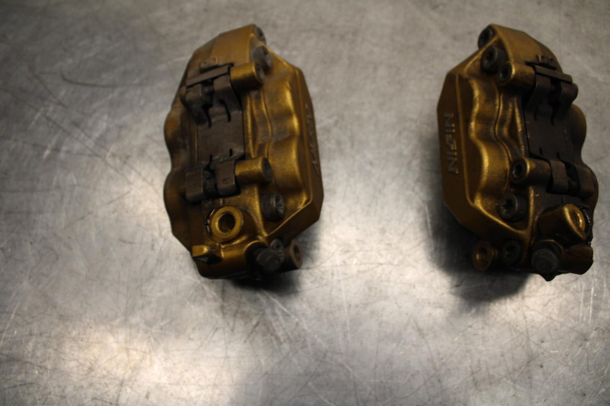 03-04 HONDA CBR600RR RIGHT LEFT FRONT BRAKE CALIPER SET PAIR CALIPERS BB614