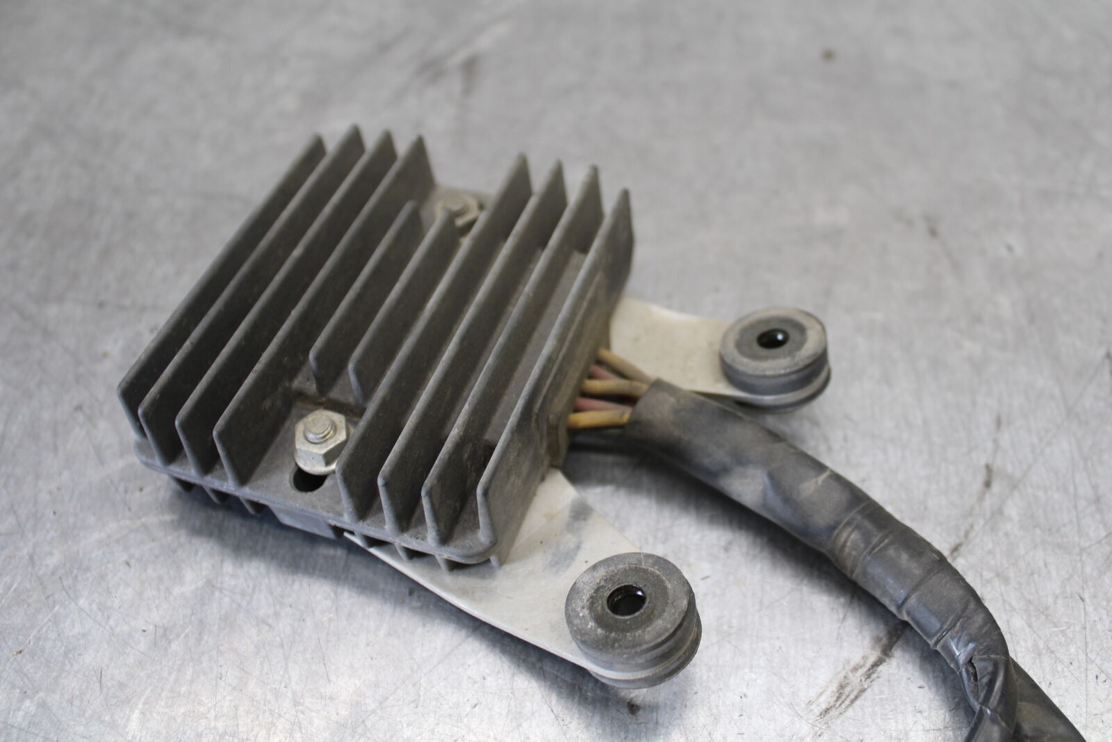05-06 HONDA CBR600RR RECTIFIER VOLTAGE REGULATOR BB727