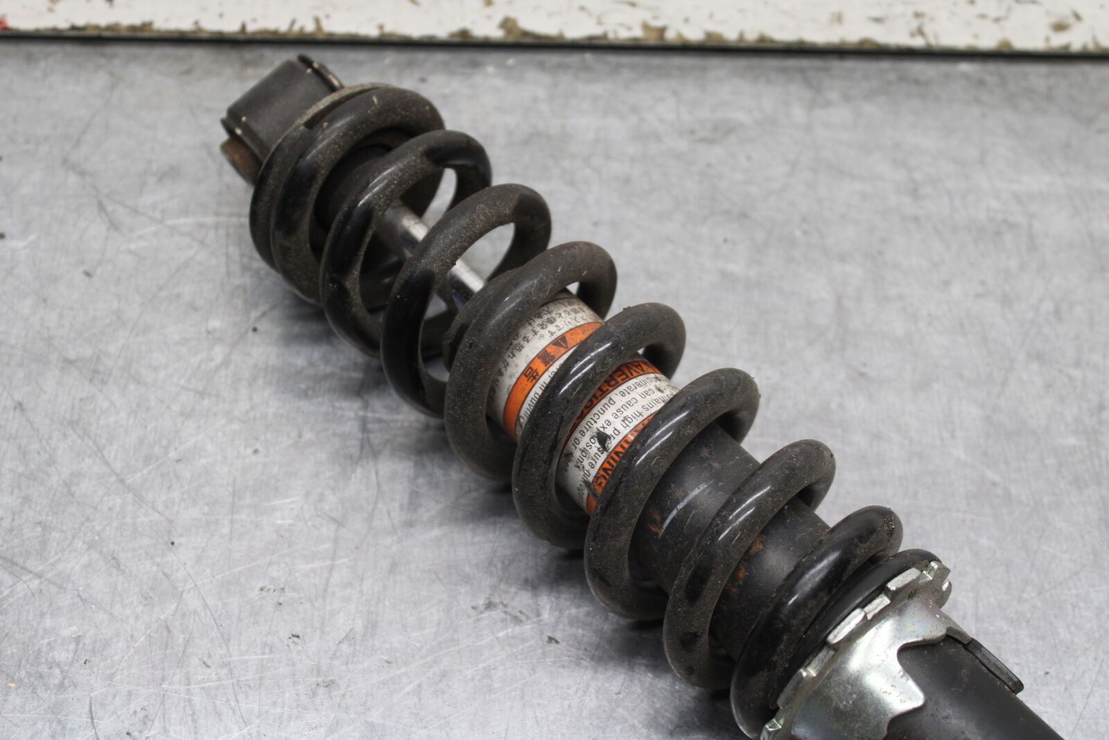 19-22 KAWASAKI Z400 REAR BACK SHOCK ABSORBER SUSPENSION BB738