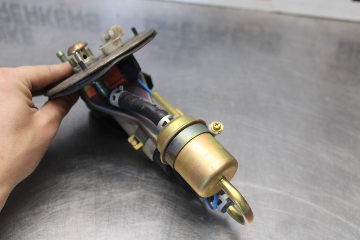 06-07 HONDA INTERCEPTOR 800 VFR800 FUEL PUMP GAS PETROL SENDER UNIT BB917
