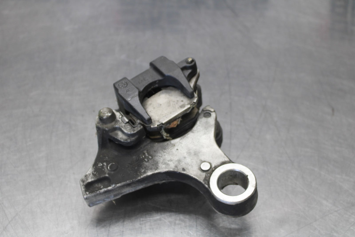 05-06 HONDA CBR600RR REAR BACK BRAKE CALIPER W MOUNT BRACKET BB893