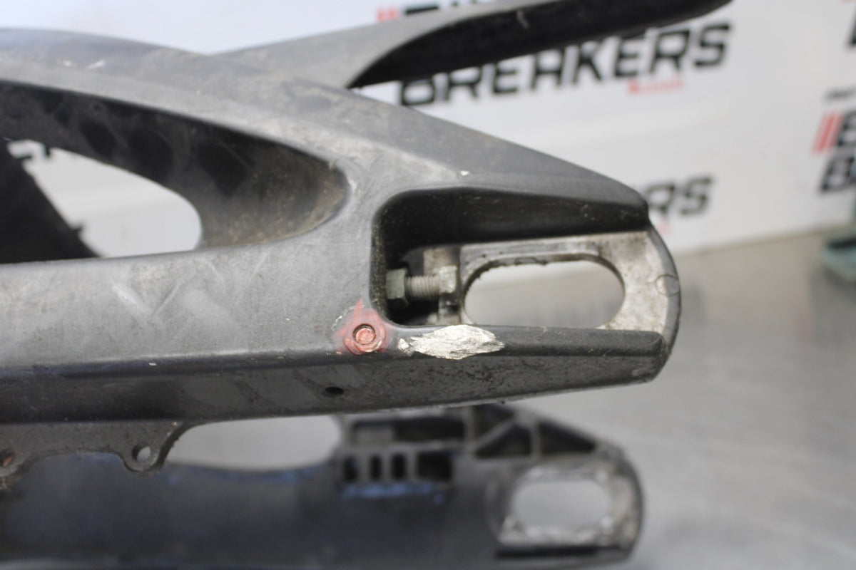 05 YAMAHA YZF R6 REAR SWINGARM BACK SUSPENSION SWING ARM BB894